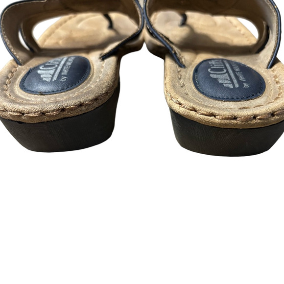 Cliffs by White Mountain Carnation Black Floral Sandals size 7M - Picture 6 of 6